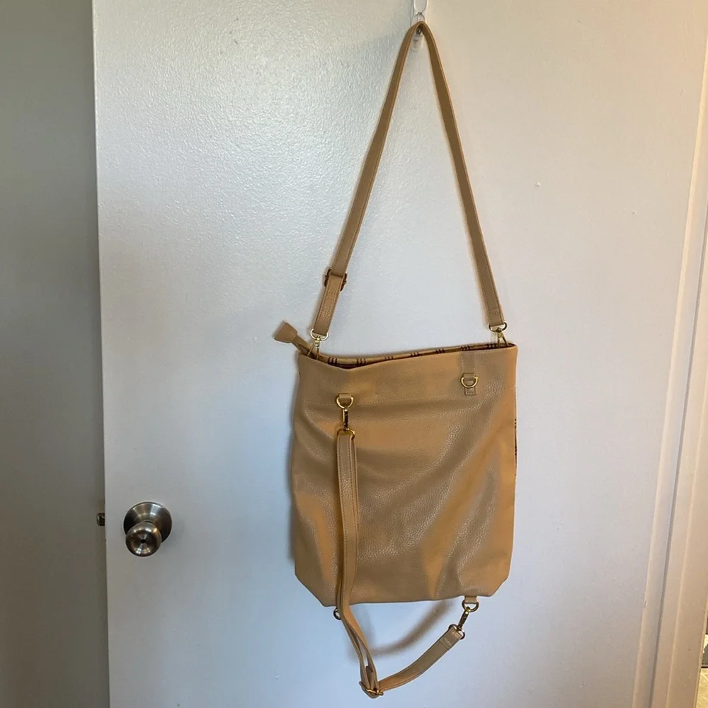 Anthropologie Alexis Convertible Backpack Cowhide - Picture 2 of 9